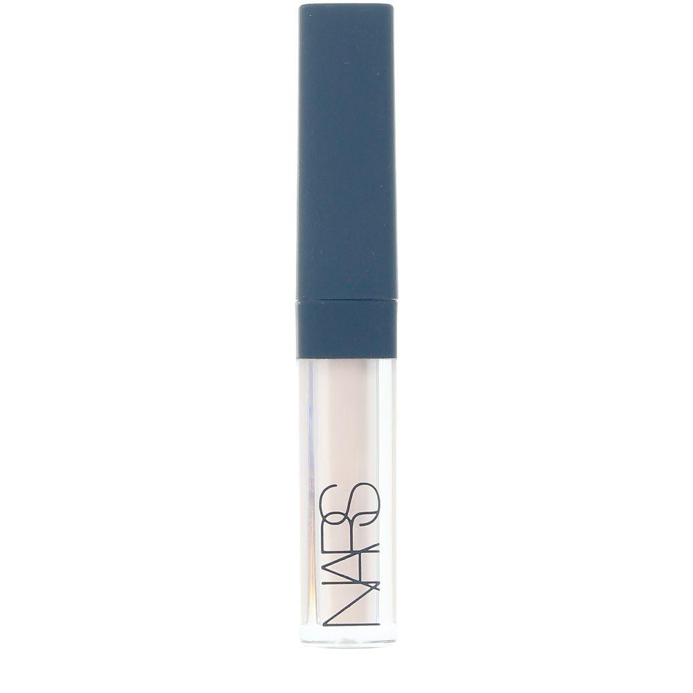Nars Radiant Concealer Covers Brightens Enhances